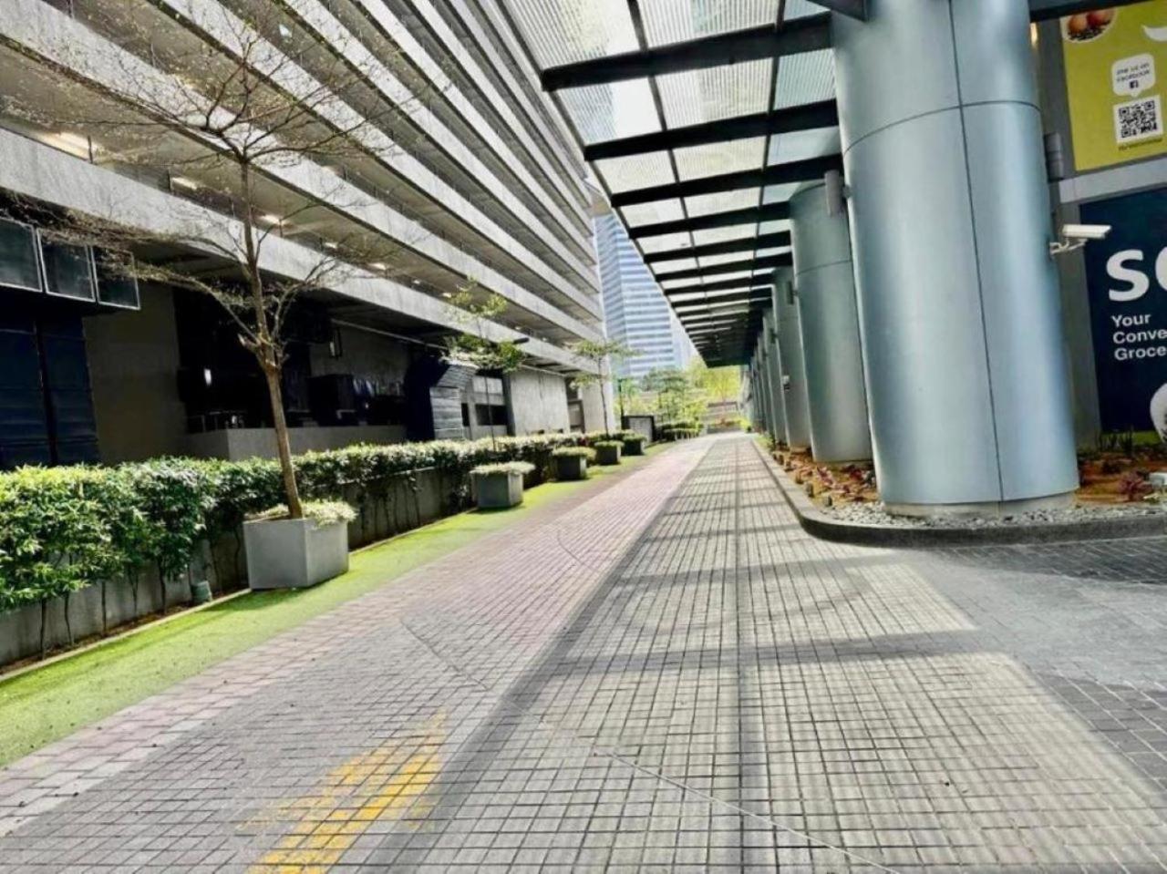 Mercu Summer By Canter Kuala Lumpur